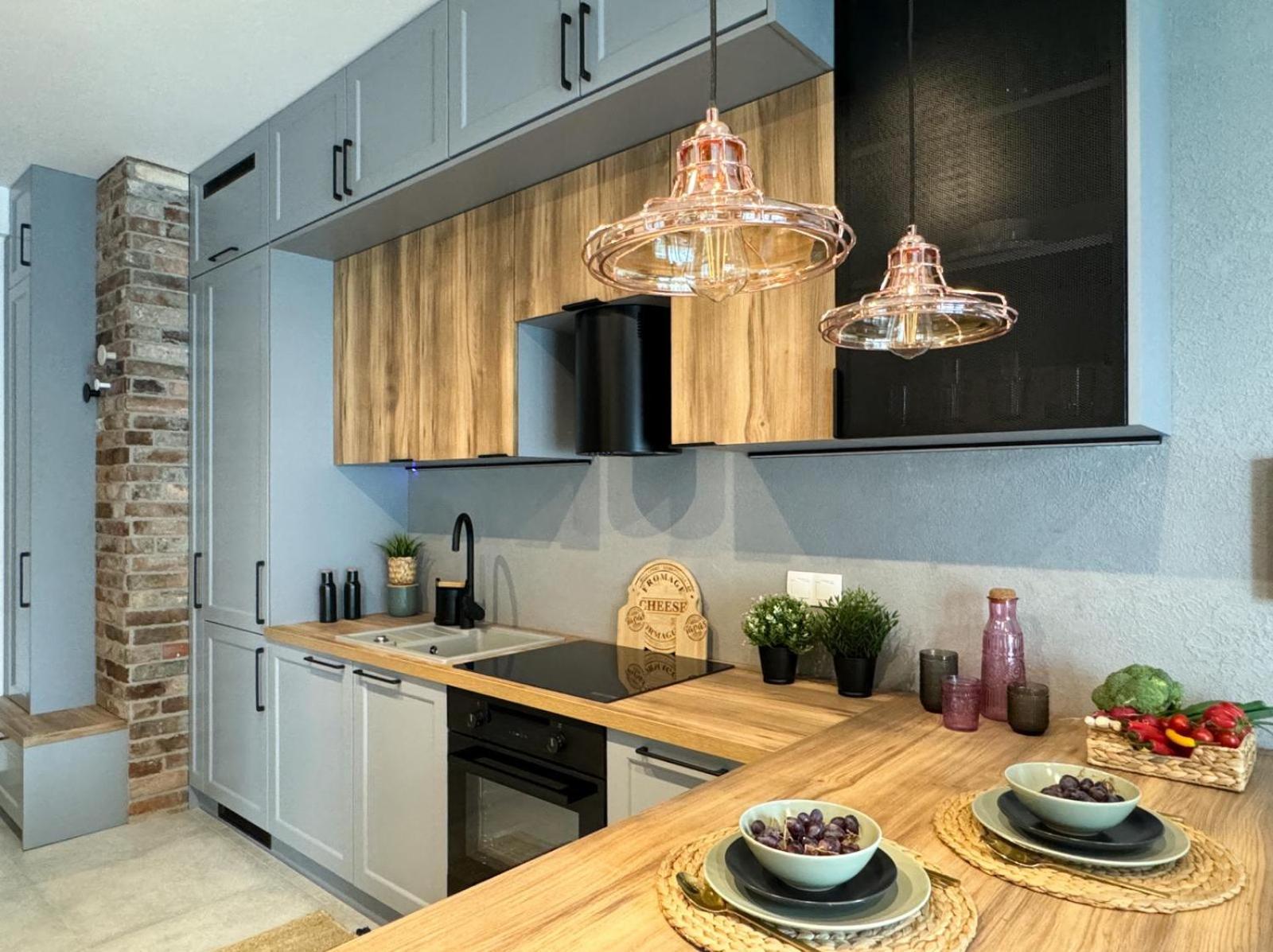 Lakru Apartments Global Office, Free Garage, Self Check-In Катовице Екстериор снимка