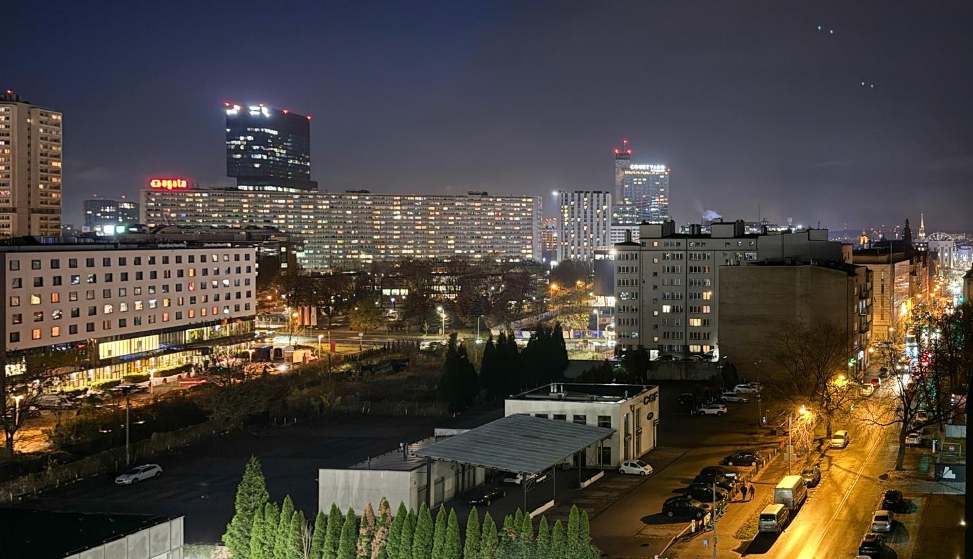 Lakru Apartments Global Office, Free Garage, Self Check-In Катовице Екстериор снимка