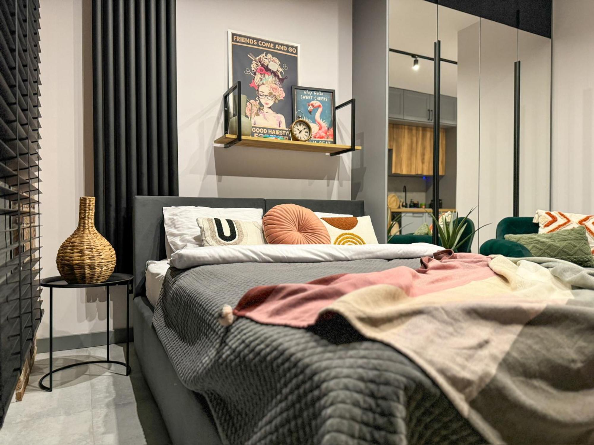 Lakru Apartments Global Office, Free Garage, Self Check-In Катовице Екстериор снимка